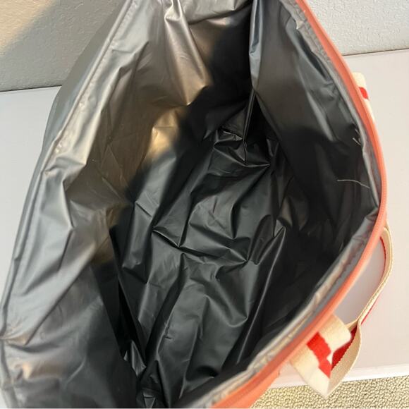 L*Space Coastal Insulated Cooler Bag EUC - Picture 9 of 9